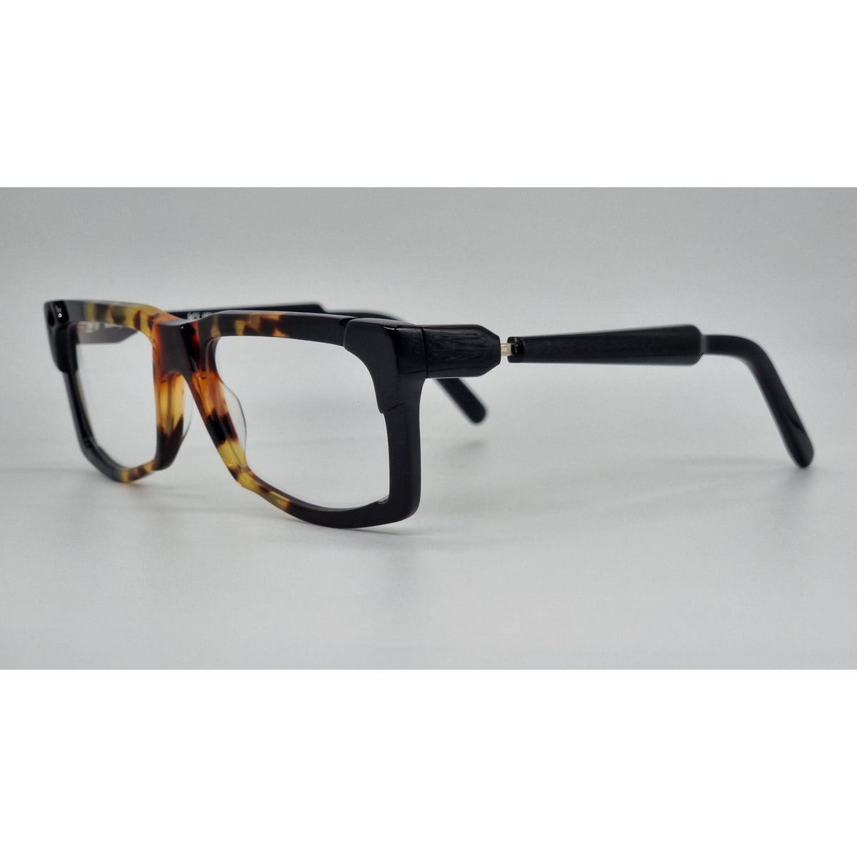 Kuboraum Maske K22 BLACK TORTOISE